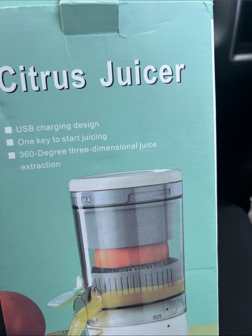Portable Citrus Juicer - White